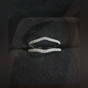 Brand new Zales diamond ring enhancer.